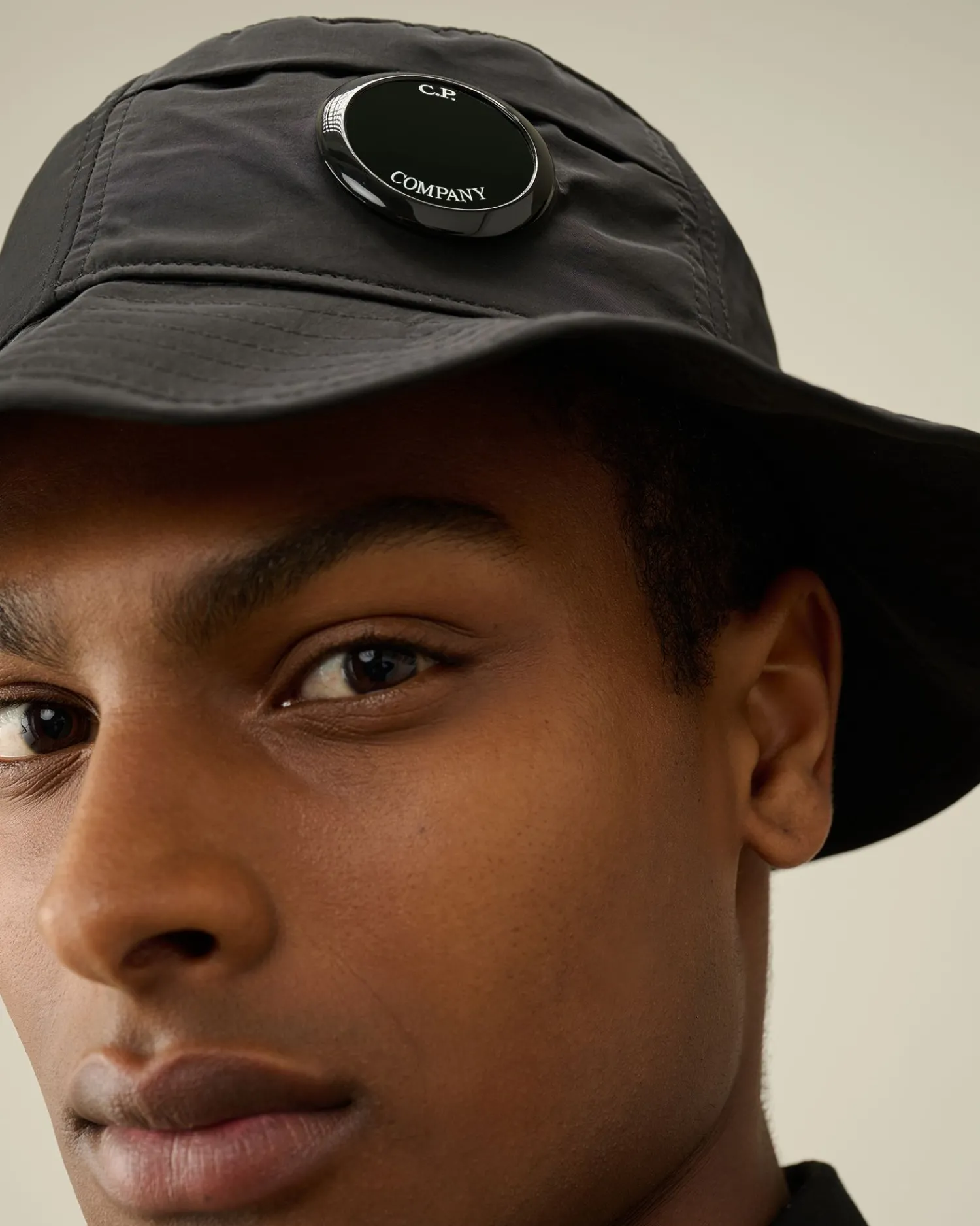 New C.P. Company Chrome-R Goggle Cap Agave Gron