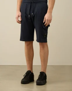 Shop C.P. Company Diagonal Forhojede Fleece-Lommeshorts Med Lynlas Gaze Hvid