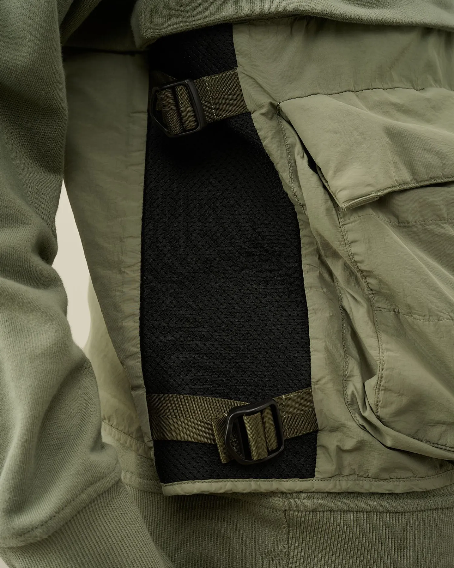 Best C.P. Company Haettetroje I Let Fleece Pistacie Shell-Beige
