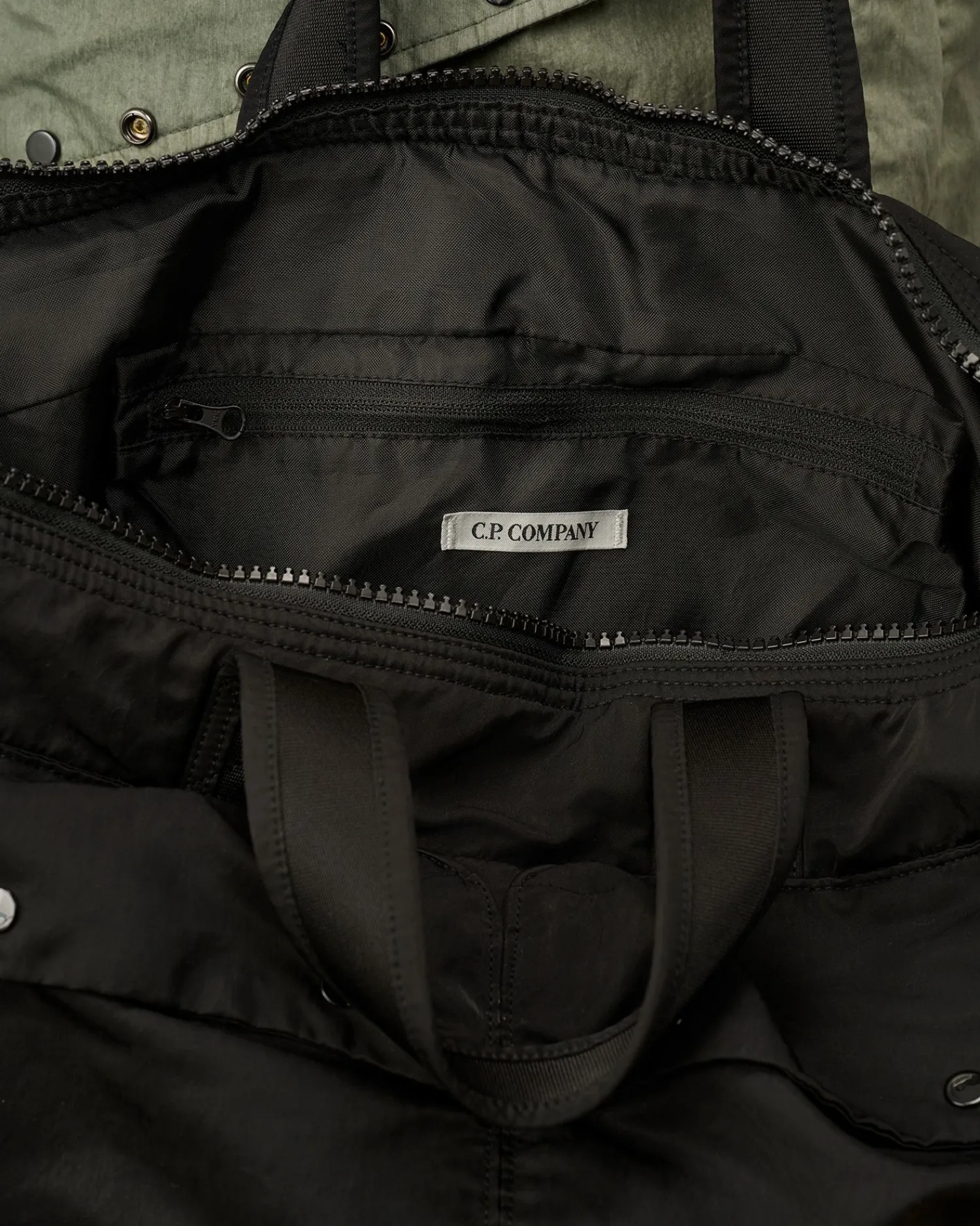 New C.P. Company Nylon B Skulderpose Blaek Bla