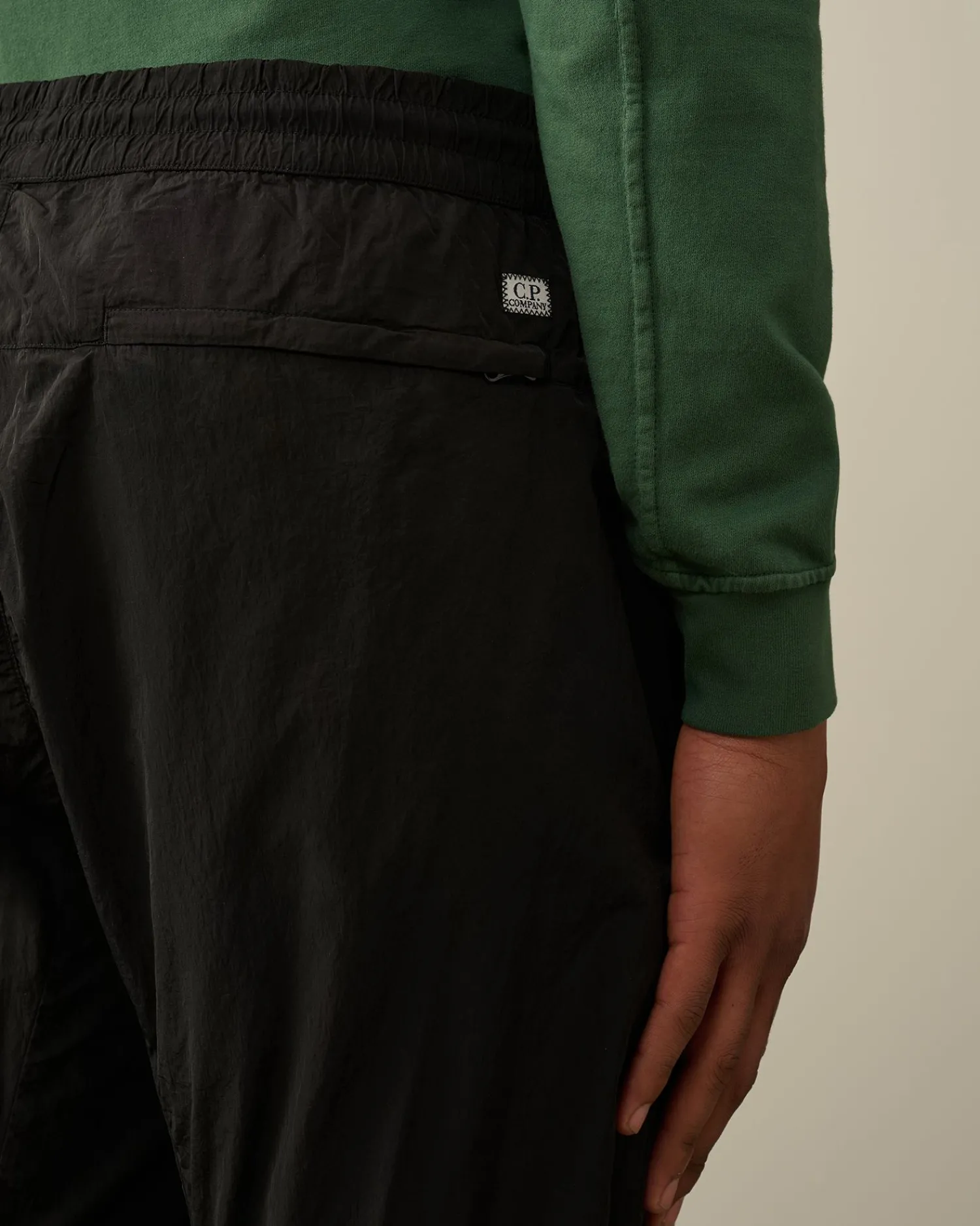 New C.P. Company Straek Satin Loose Cargo Bukser Pistacie Shell-Beige