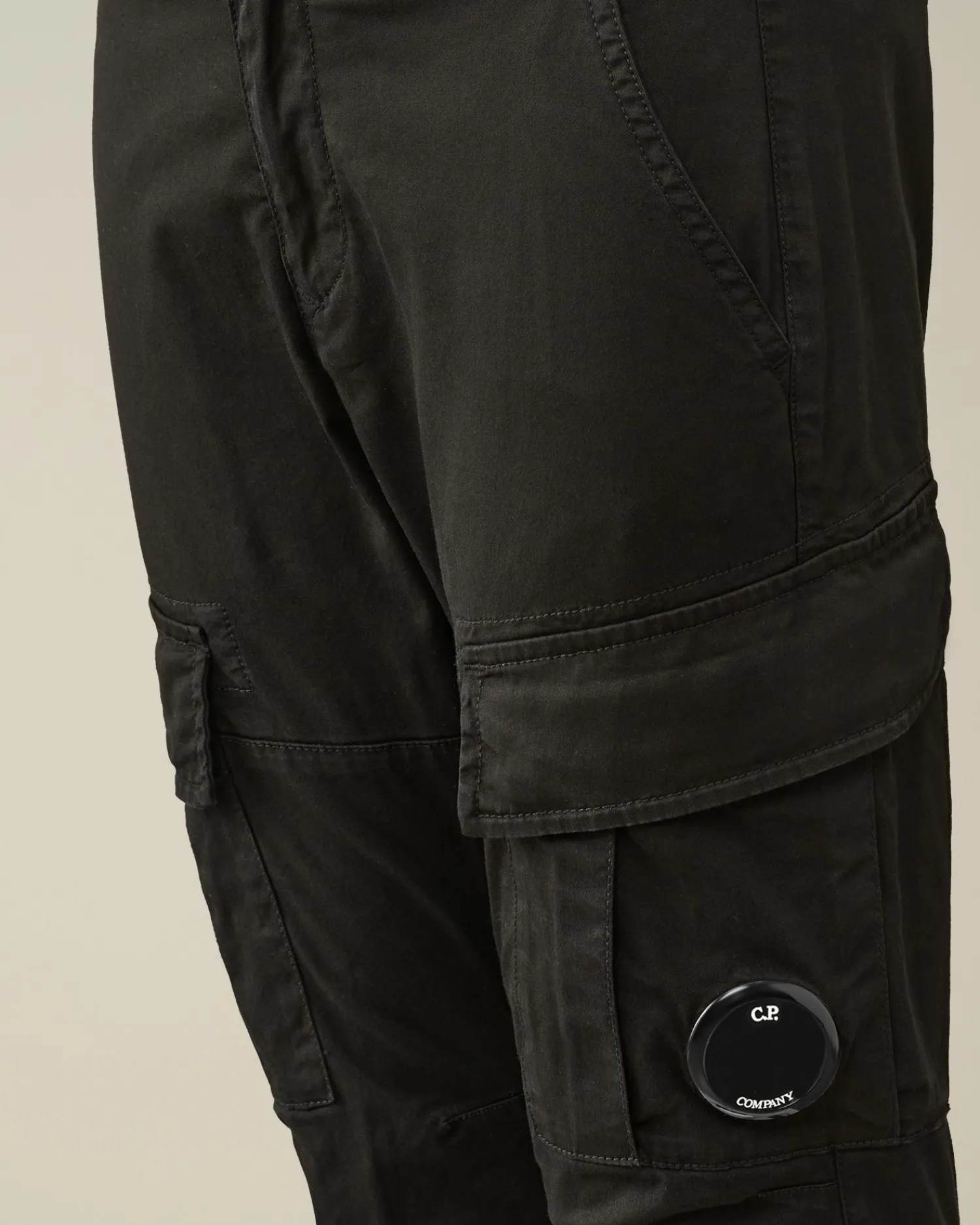 Best C.P. Company U16 Stretch Gabardine Cargo Shorts Turbulens-Gra